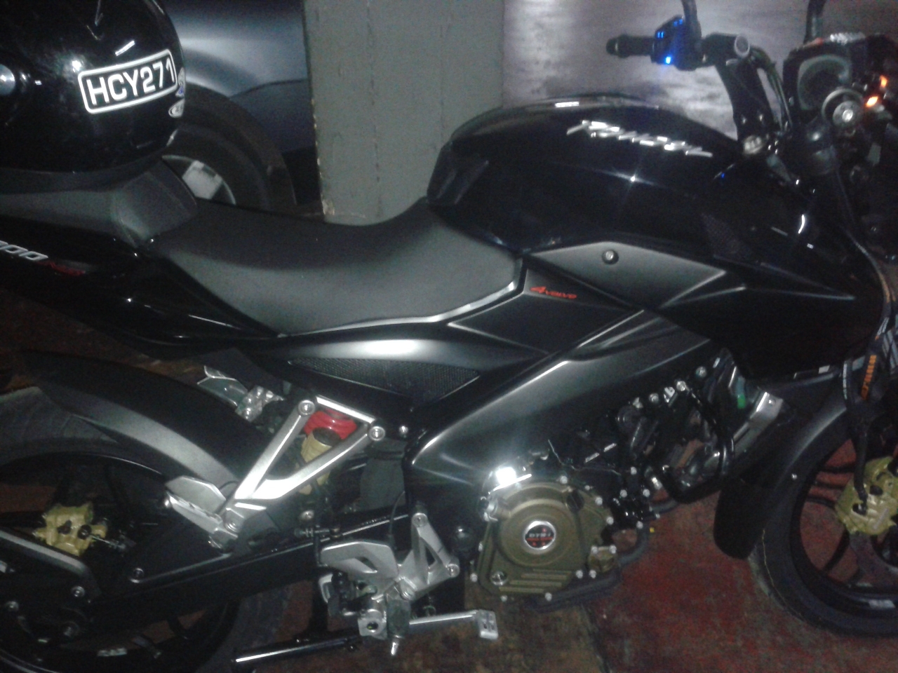 Rouser 200ns.jpg