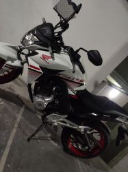 2023 Honda CB 250 Twister (Inyección)
