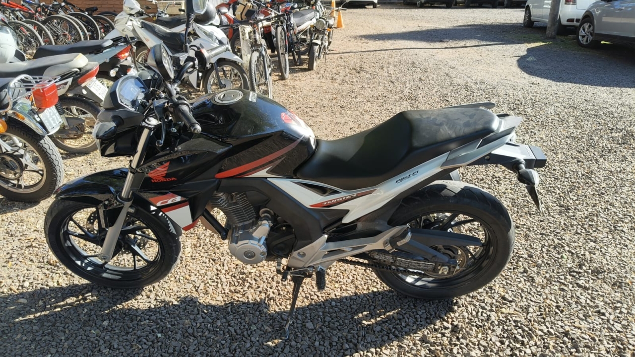 moto4.jpeg