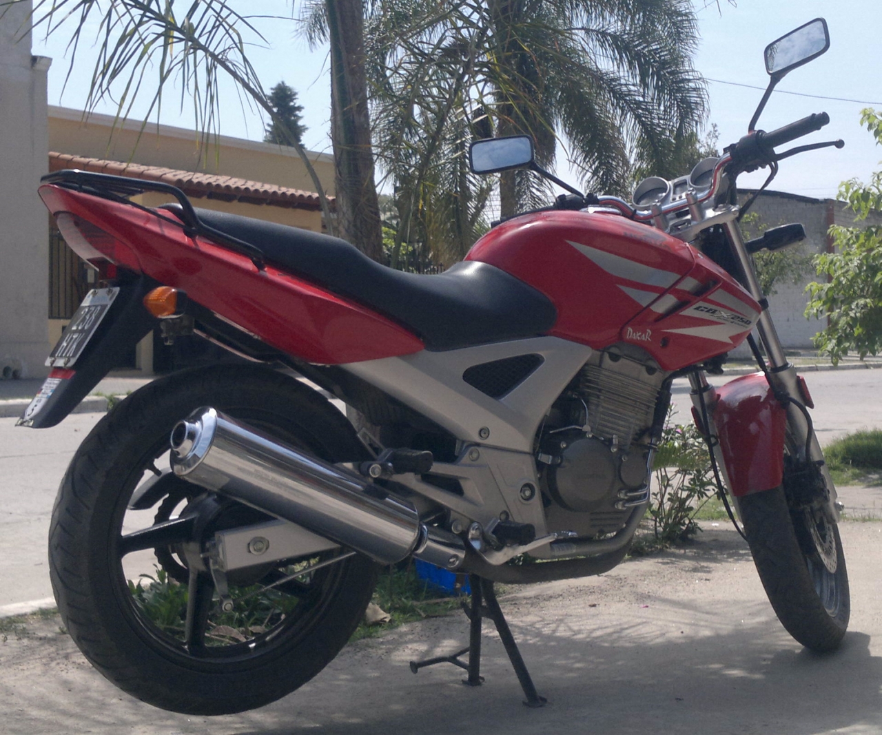 Twister 250 001.jpg